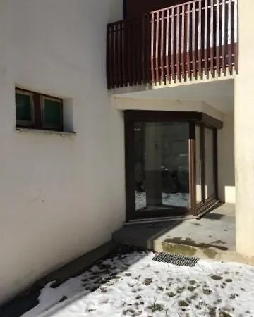 Kaloujot Chez Julien Hauteurs 公寓 *